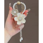 Accesoriu tip banana pentru prins parul din metal PZS050BB - Auriu cu cristale si perle Accesoriu tip banana pentru prins parul din metal PZS050BB - Auriu cu cristale si perle